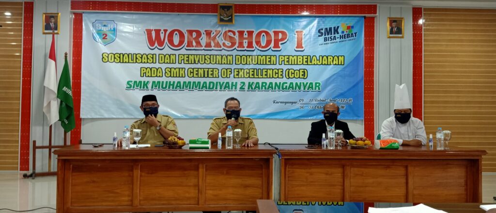Workshop 1 Sosialisasi dan Penyusunan Dokumen Pembelajaran Pada SMK CoE SMK Muhammadiyah 2 Karanganyar Program Keahlian Tata Boga